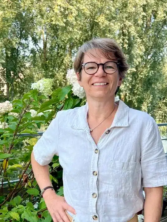Portrait de Delphine Garnier, praticienne BaZi et MTC
